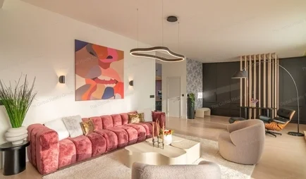 Új LUXUS lakás kiadó egy csendes mellékutcában, az Akácfa utcában, hatalmas PRIVÁT TERASSZAL, gyönyörű panorámás kilátással, néhány lépésre a Liszt Fe...