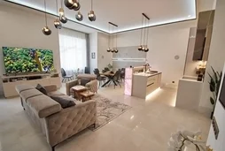 Eladó: Teljeskörűen Felújított, 2 Hálószobás Lakás Budapest Belvárosában

Október 6. utca — V. kerület


96 m²-es, exkluzív anyagokkal és prémium dizá...
