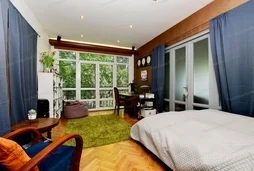 Különleges stílusú, 3 erkélyes lakás Rózsadombon