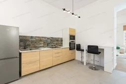 Frissen felújított, 3. emeleti vadonat új lakás eladó Belső Teréváros legkeresetteb környékén a Király utcában.

Az ingatlan teljeskörű felújításon es...