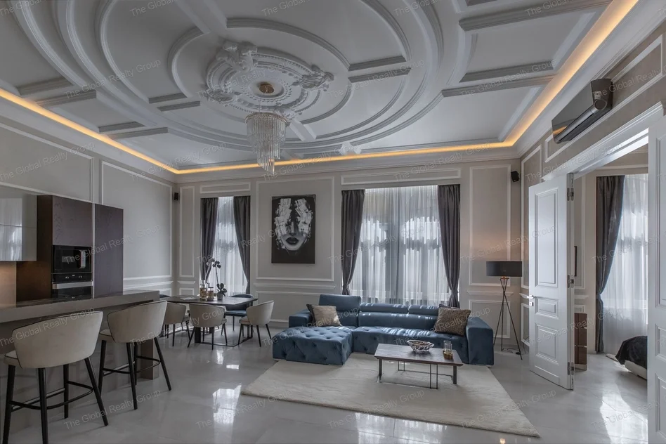 Gyönyörű luxuslakás kiadó a Vasvári Pál utcában, az Opera közelében!

Kiadásra kínáljuk a képeken látható 100 négyzetméteres teljes körűen, luxus szín...